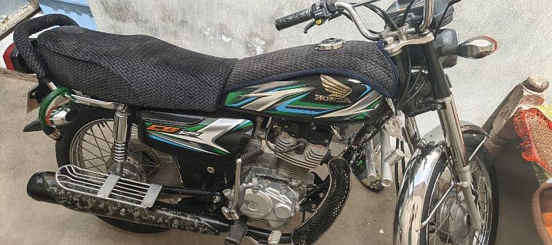 125 2022+2023 model 5