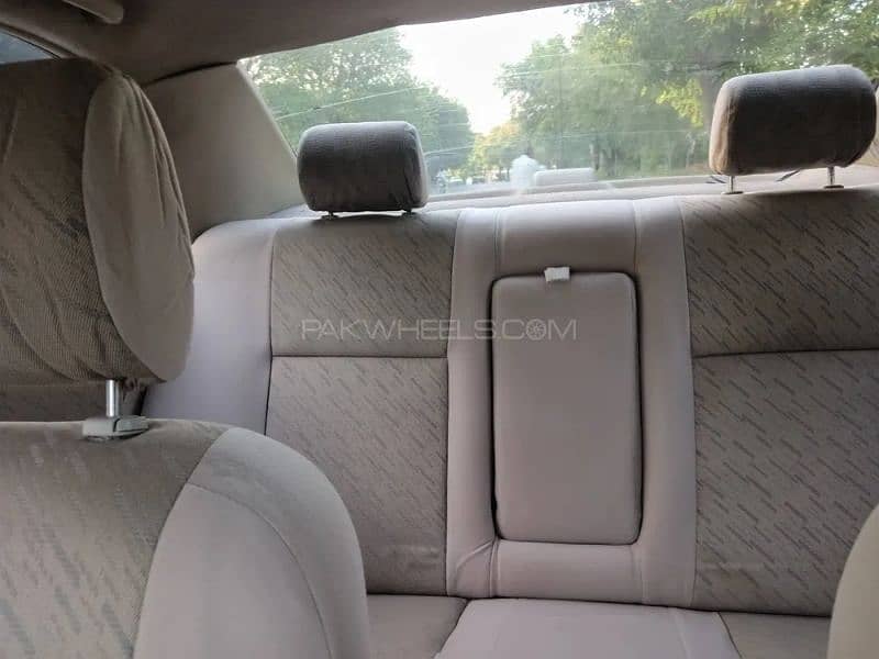 Toyota Corolla 2.0 D 2007 14