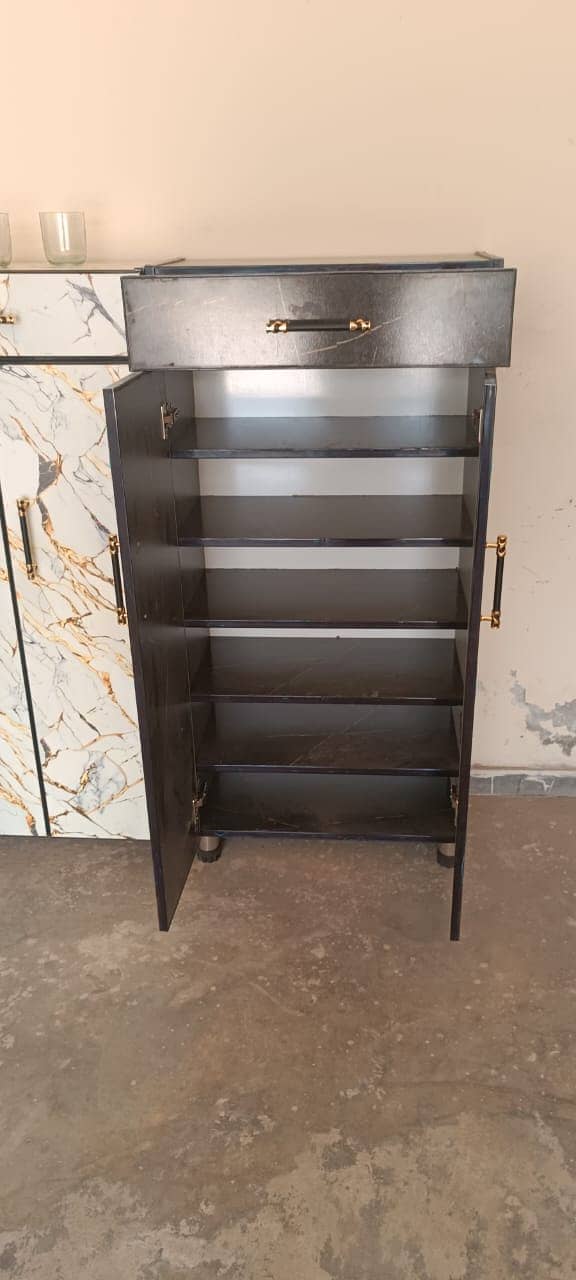 kids wardrobe/cupboard/wooden wardrobe/almari 3