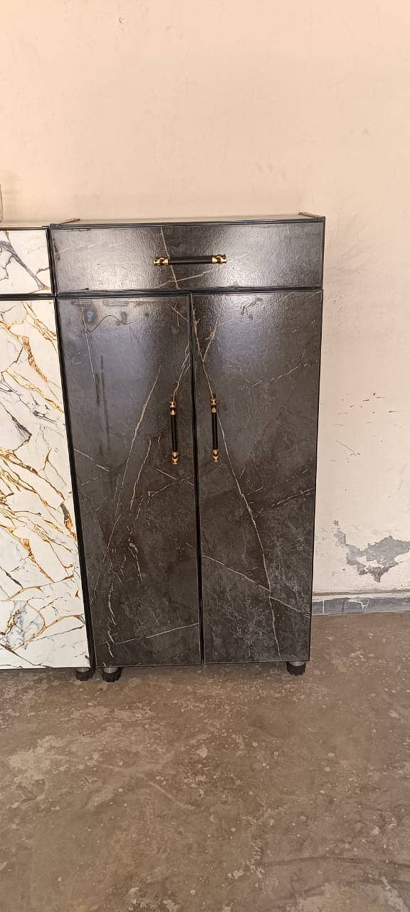 kids wardrobe/cupboard/wooden wardrobe/almari 4