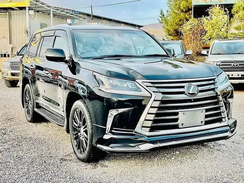 VIP Protocol Guard's Rolls Royce V8 Prado Audi Revo Rent in Islamabad 5