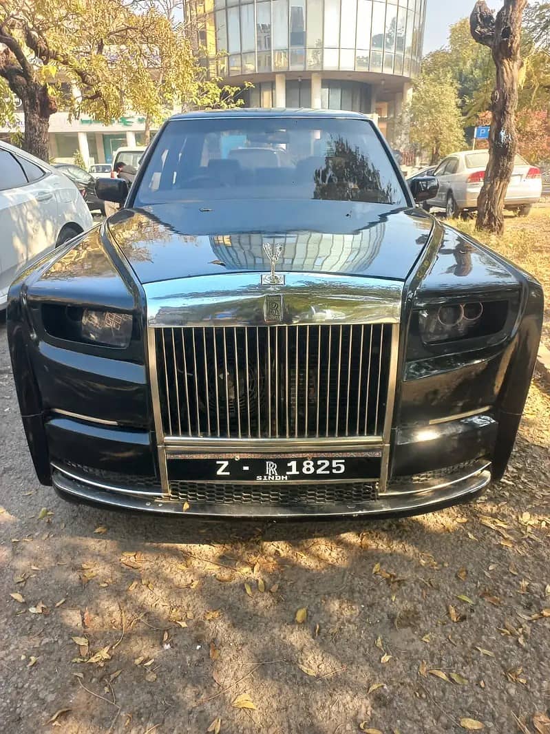 VIP Protocol Guard's Rolls Royce V8 Prado Audi Revo Rent in Islamabad 7