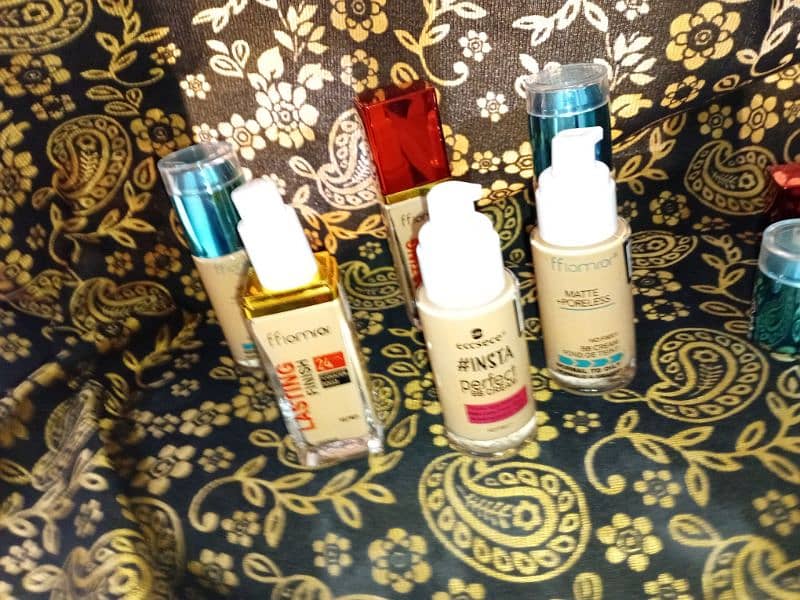 Foundation BB CREME/Primer Base 1