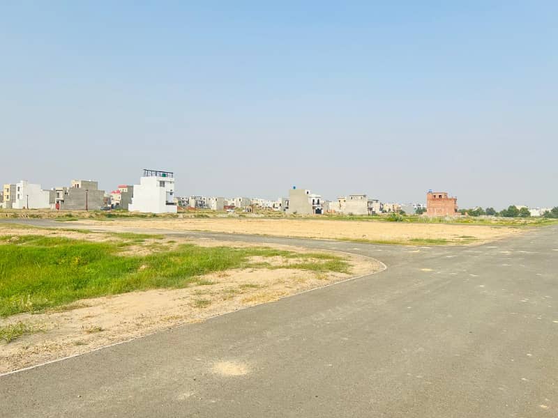 5 Marla Residential Hot Location Plot Available For Sale In Lake City Sector M-7 C2 3
