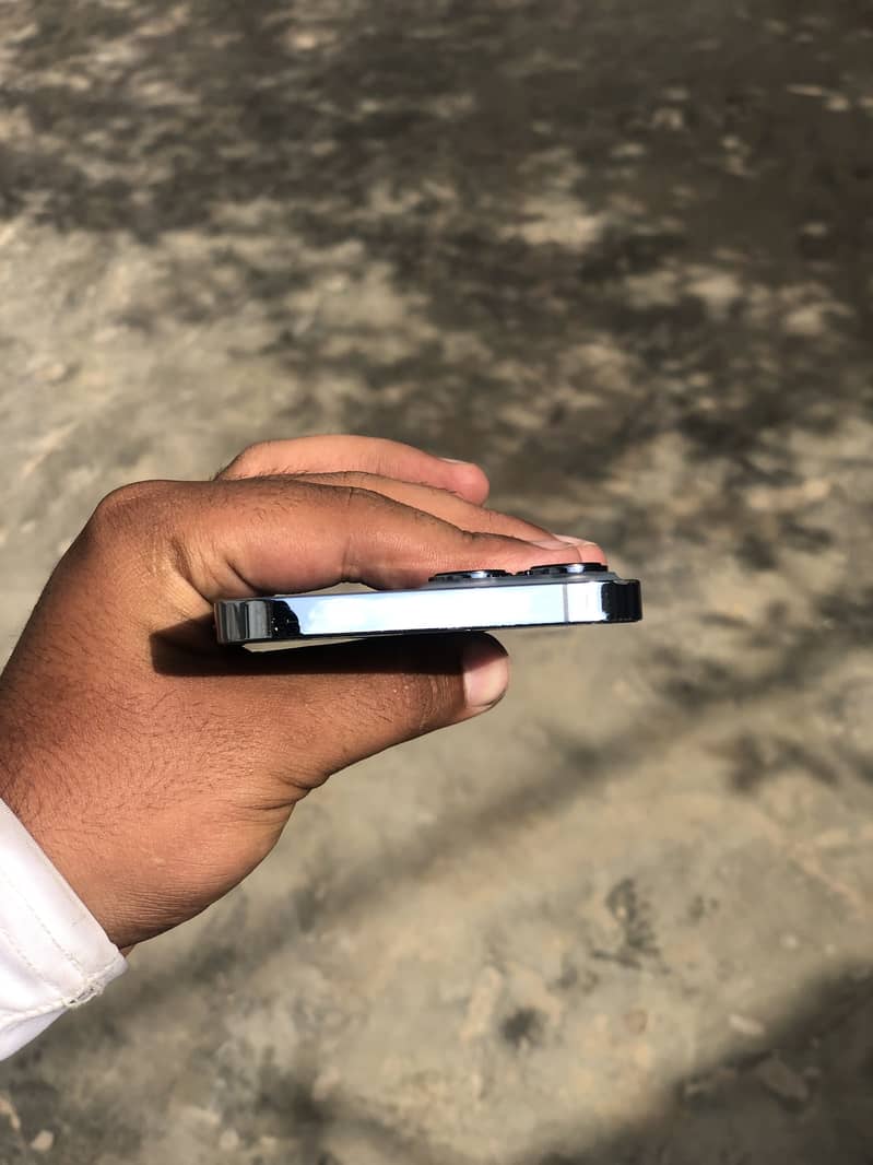Iphone 13 pro max jv 1