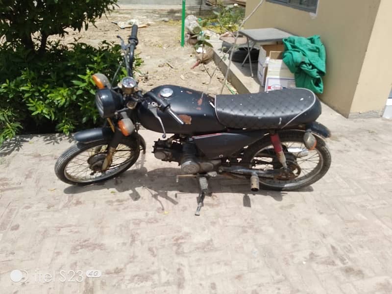 Pak Hero CD 70 ( Customised) 0