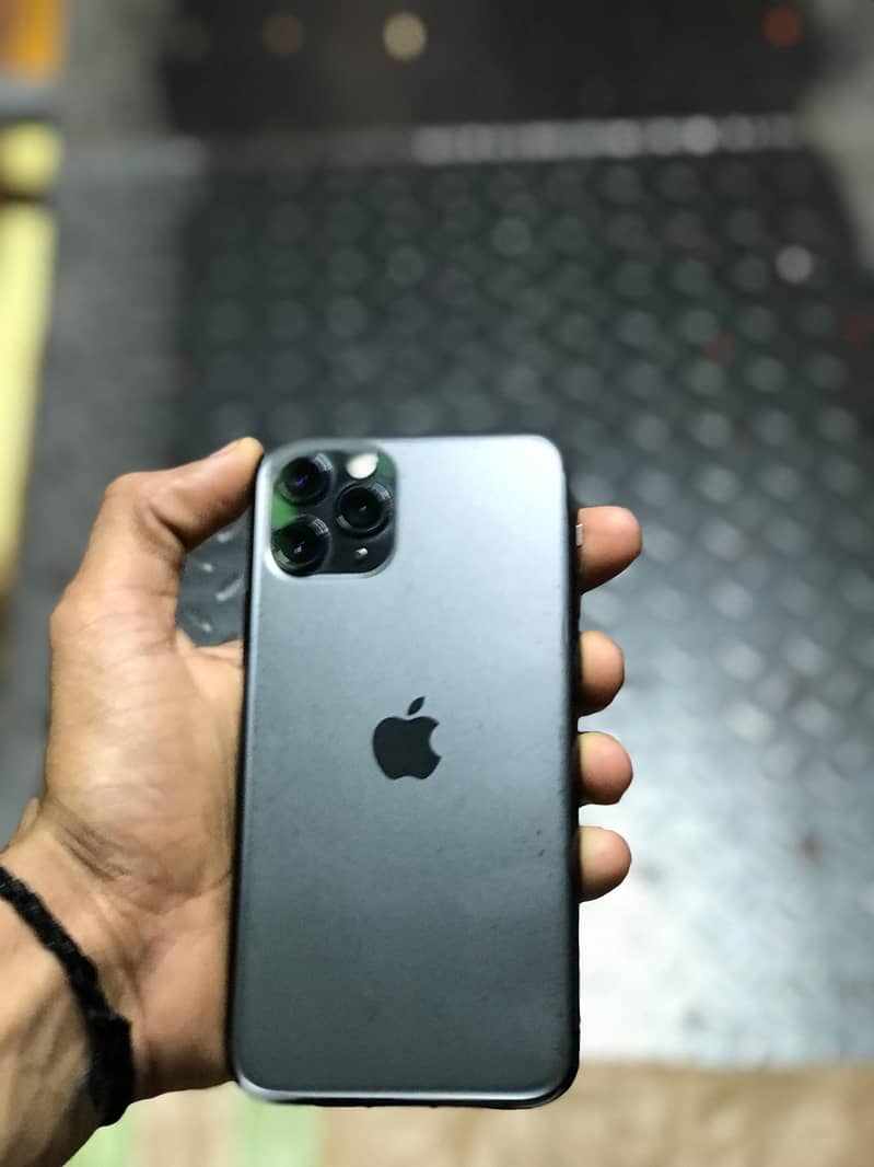 iPhone 11 Pro non pta 0