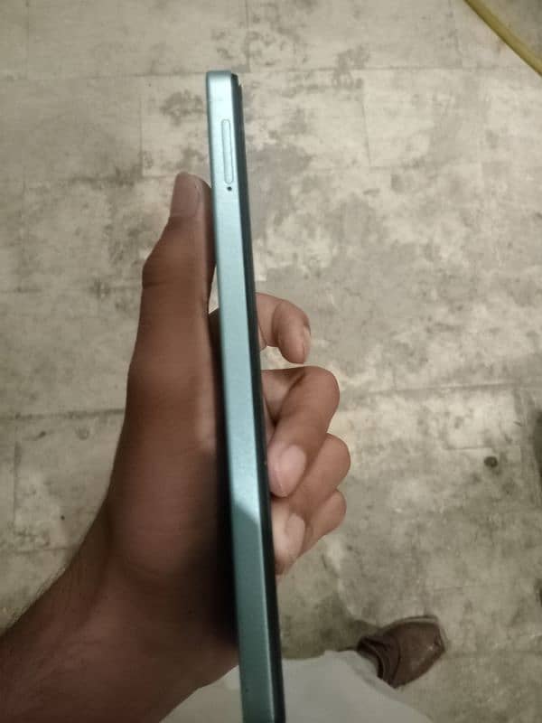 INFINIX SMART 8  4/64 RAM 1