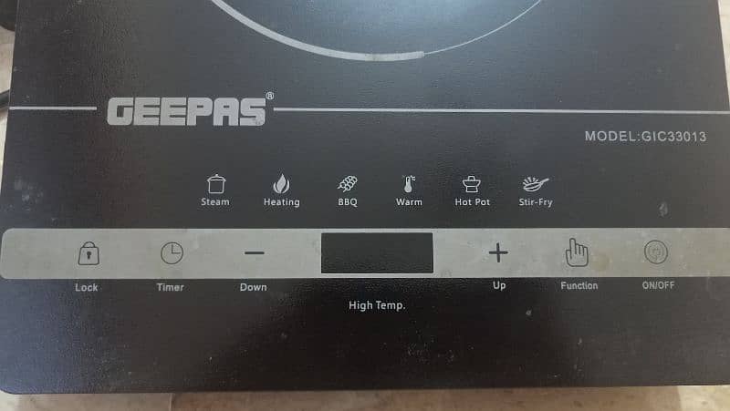 Geepas Digital Infrared Cooker (Imported) 1