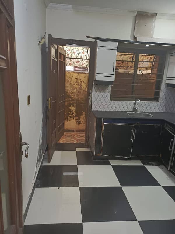 5 Marla Used House Is Available For Sale In Bahria Town Lahore AA Block Sector D 20