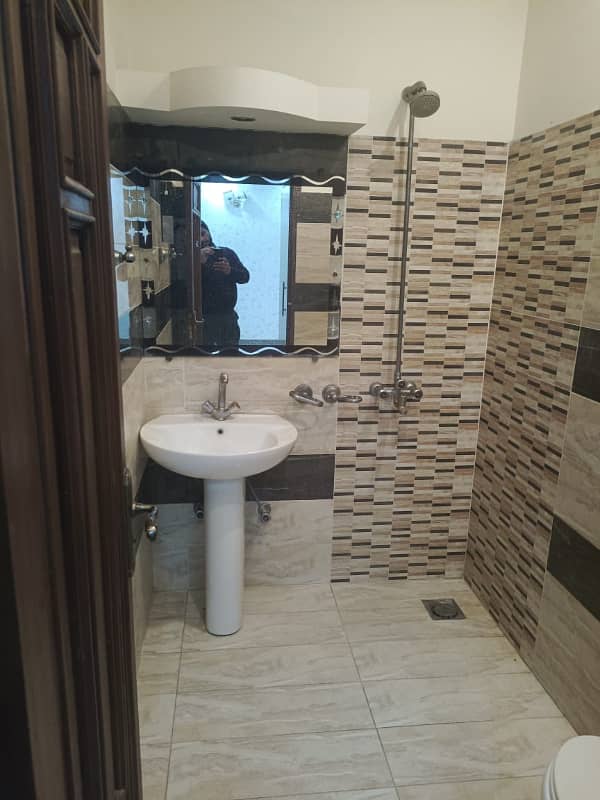 5 Marla Used House Is Available For Sale In Bahria Town Lahore AA Block Sector D 24