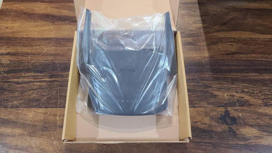 Dlink DIR-1960 Smart Mesh Router EXO AC1900 With Box (Branded Used) 17
