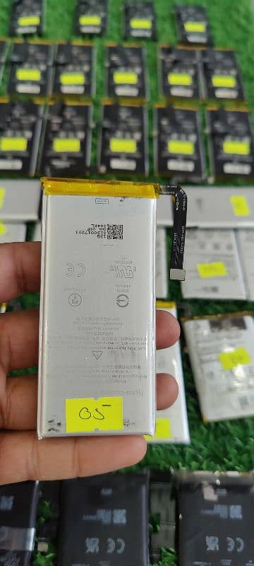 Google pixel Mobile Batteries        03101873383 9