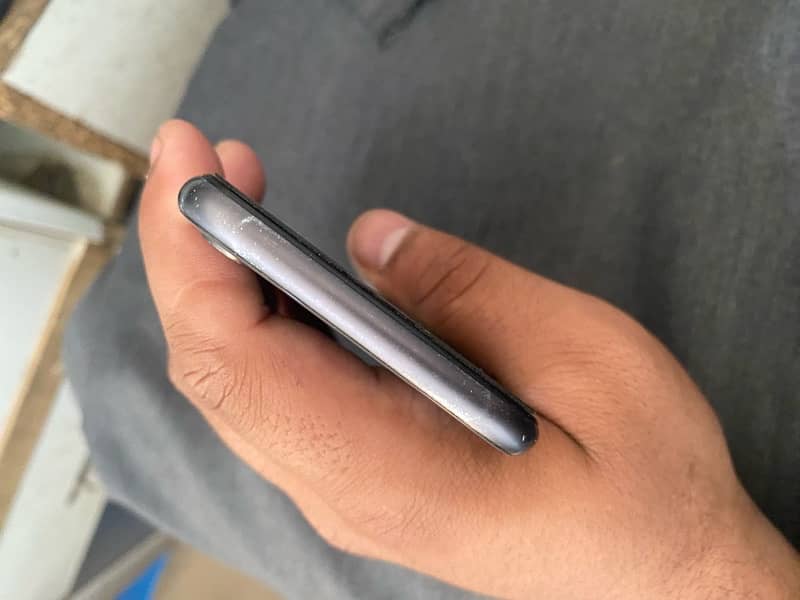 iPhone 8 pta proof 2