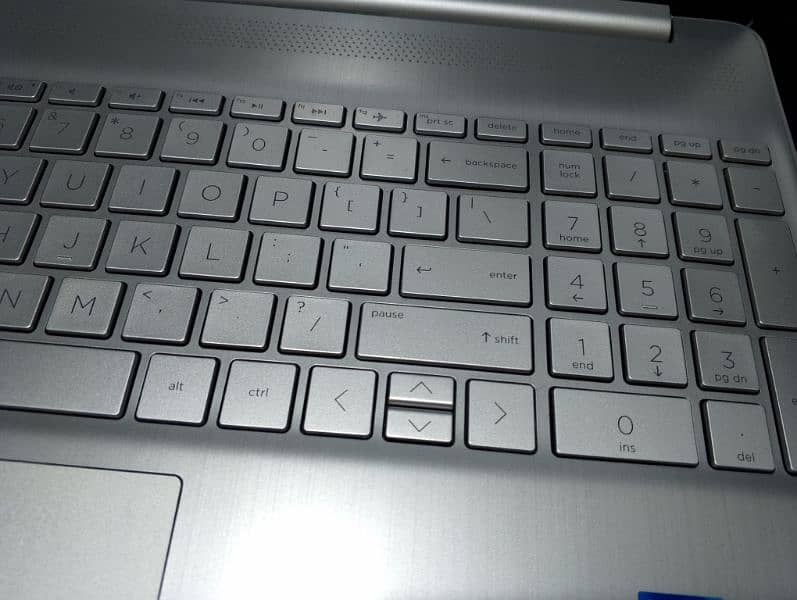 hp like new condition 1