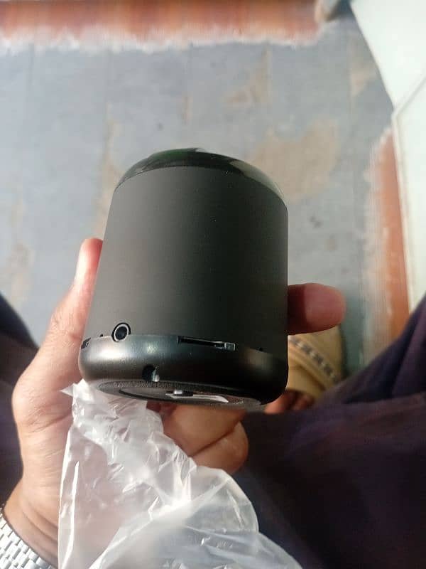 model : coco c7 audionic speaker 4