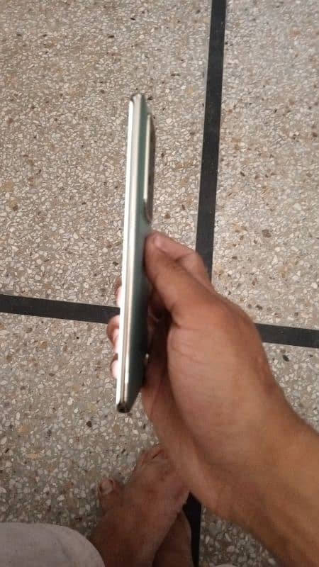 Infinix zero 30 full lush exchange posibale for good mobile 3