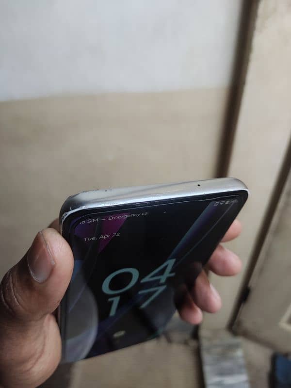 Motorola Moto Edge plus 5G UW (2022) 4