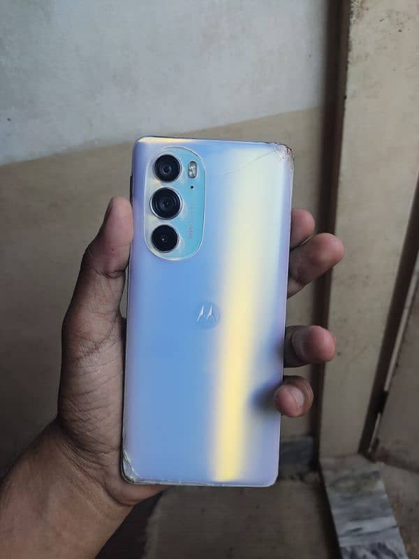 Motorola Moto Edge plus 5G UW (2022) 6