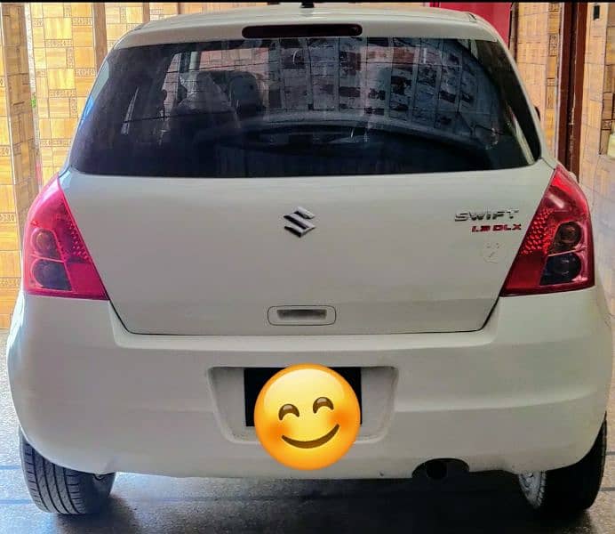 Suzuki Swift 2012 1