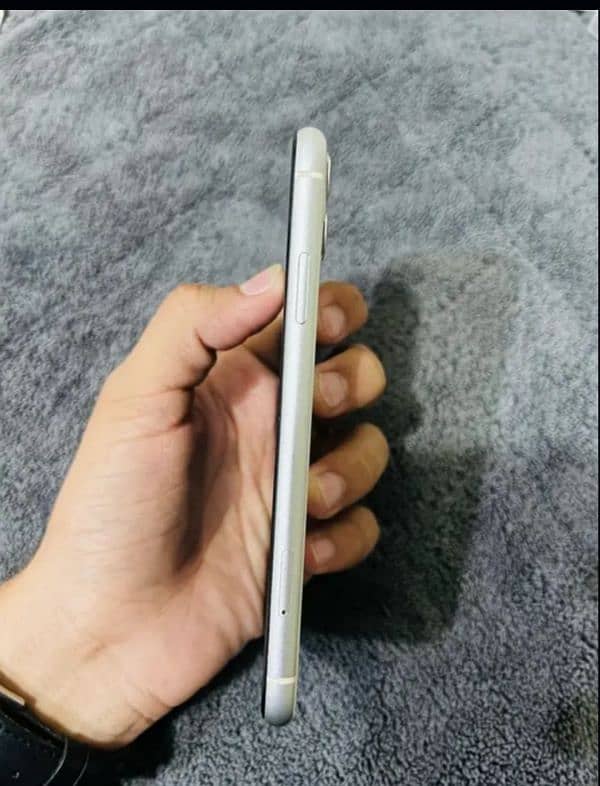 iPhone 11 non pta factory unlocked 0