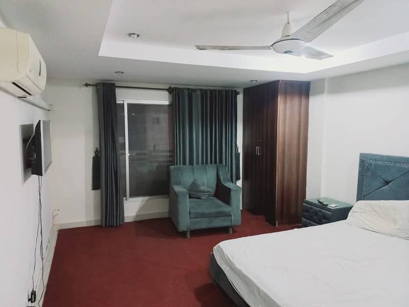 1 bedroom fully luxury furnished appartment available for rent in bahria town phase 4 Civic centre 2