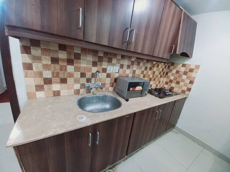 1 bedroom fully luxury furnished appartment available for rent in bahria town phase 4 Civic centre 4