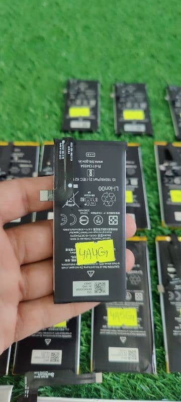 Google pixel Mobile Batteries      03101873383 8