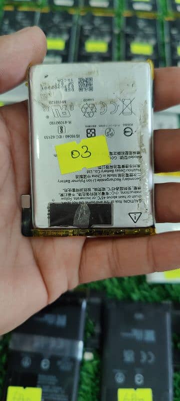 Google pixel Mobile Batteries      03101873383 11