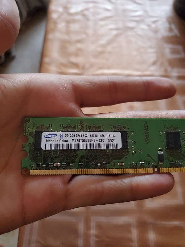 2gb ram  ddr3 0
