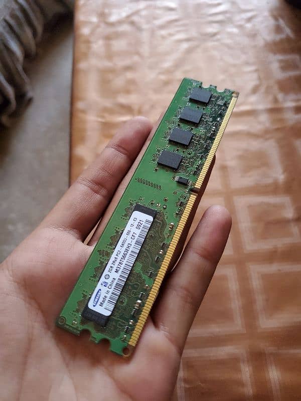 2gb ram  ddr3 1