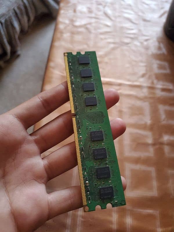 2gb ram  ddr3 2
