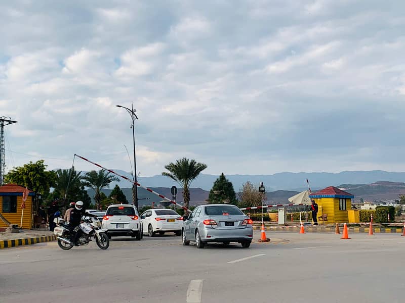 Plot For Sale Sector J 8 Marla Possession Utility Not Paid Corner Paid 3 Marla Extra Land Not Paid Heighted Location Bahria Enclave Islamabad 3