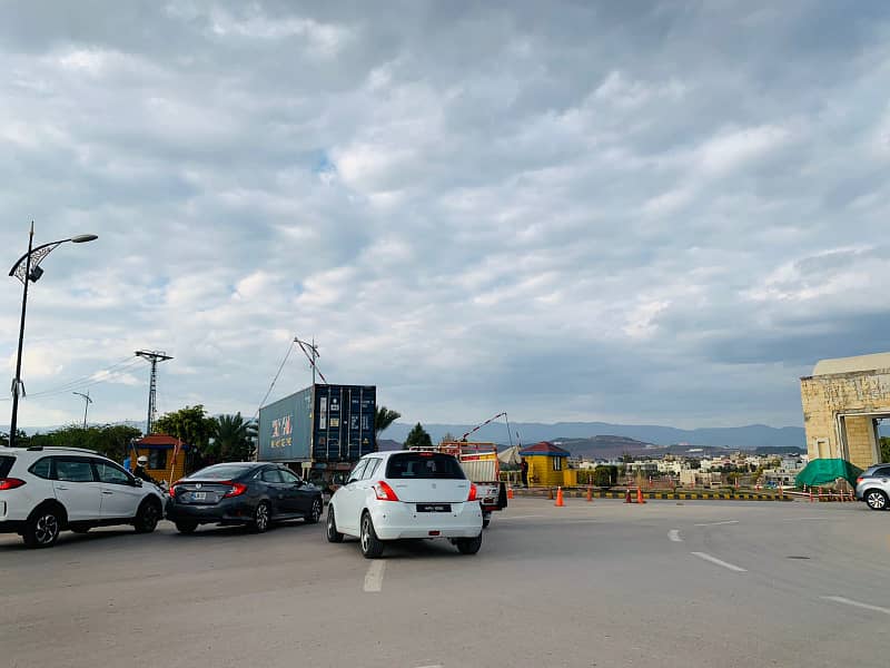 Plot For Sale Sector J 8 Marla Possession Utility Not Paid Corner Paid 3 Marla Extra Land Not Paid Heighted Location Bahria Enclave Islamabad 12
