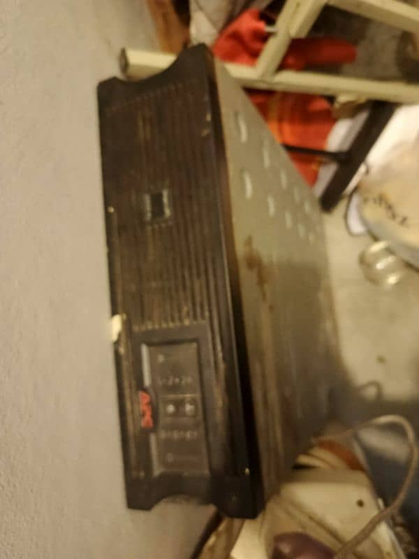 APC Max UPS Made in USA 3500 Watt 4 batteries supported 2