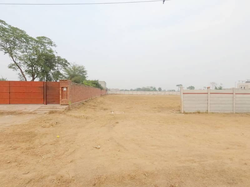 8 Kanal Commercial Plot Main 100ft Road For Sale In Rs. 450000000 Only 3