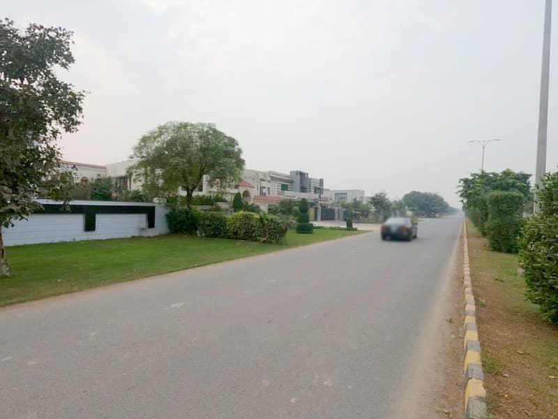 8 Kanal Commercial Plot Main 100ft Road For Sale In Rs. 450000000 Only 4