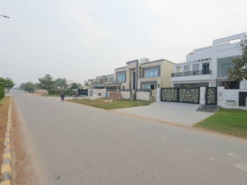 8 Kanal Commercial Plot Main 100ft Road For Sale In Rs. 450000000 Only 6