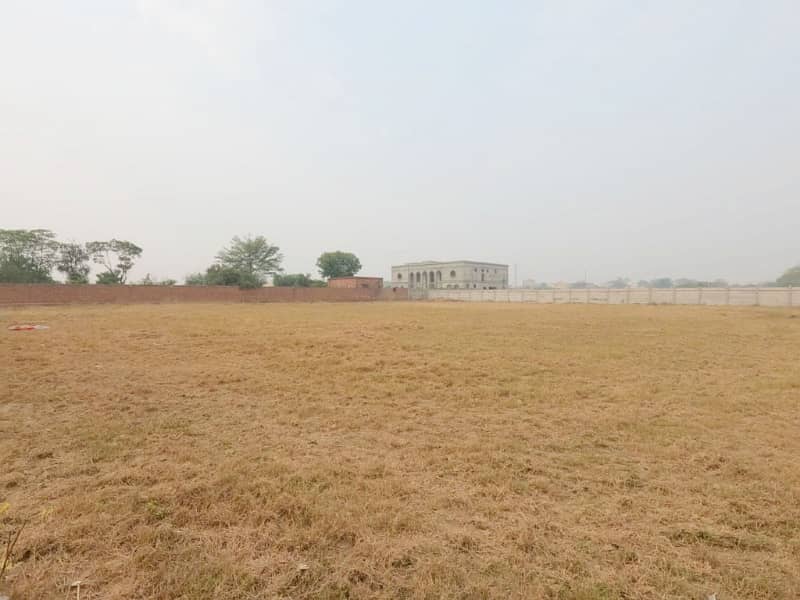 8 Kanal Commercial Plot Main 100ft Road For Sale In Rs. 450000000 Only 9