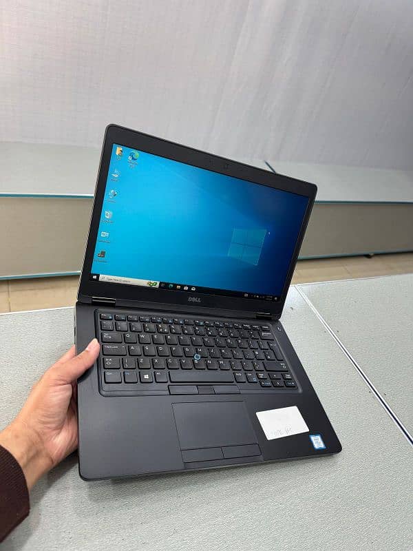 Dell 5490 i5 8th 8gb 256 Ssd 0