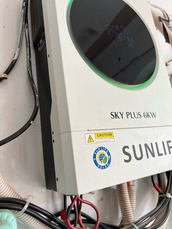 6kw hybrid inverter in 10/10 condition 0