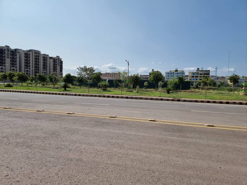 Affordable 08 Marla Plot for Sale Gated & Developed Area 2