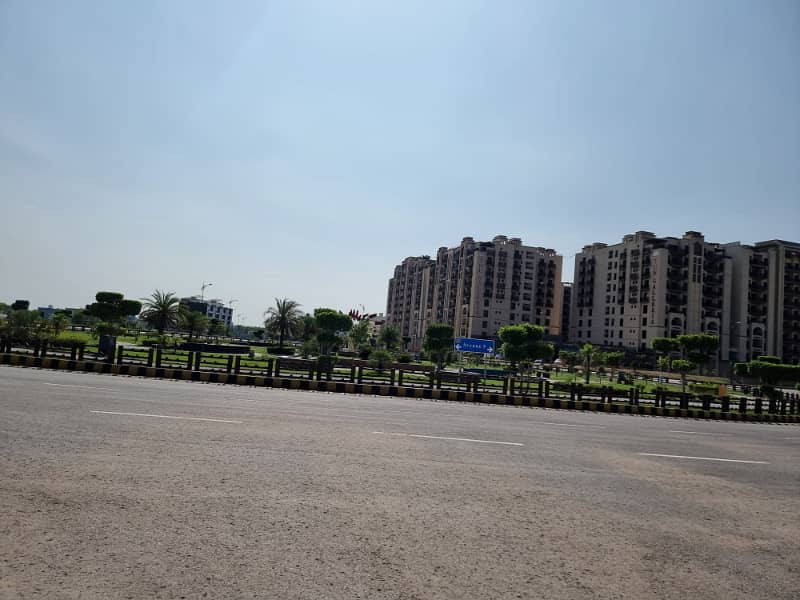Affordable 08 Marla Plot for Sale Gated & Developed Area 6