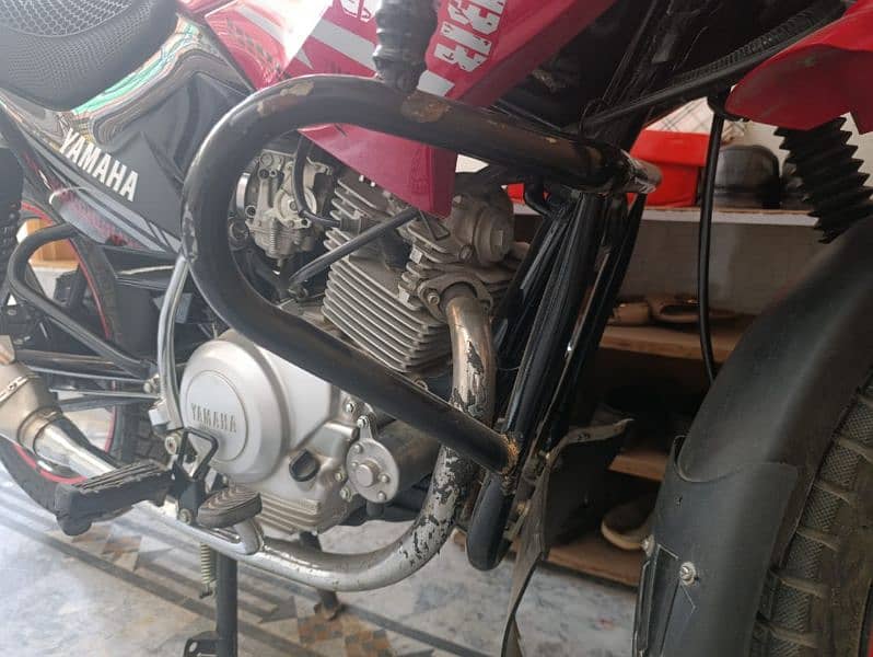 Yamaha YBR 1