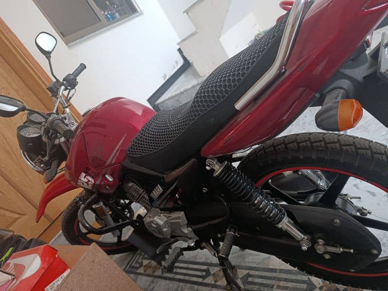 Yamaha YBR 3