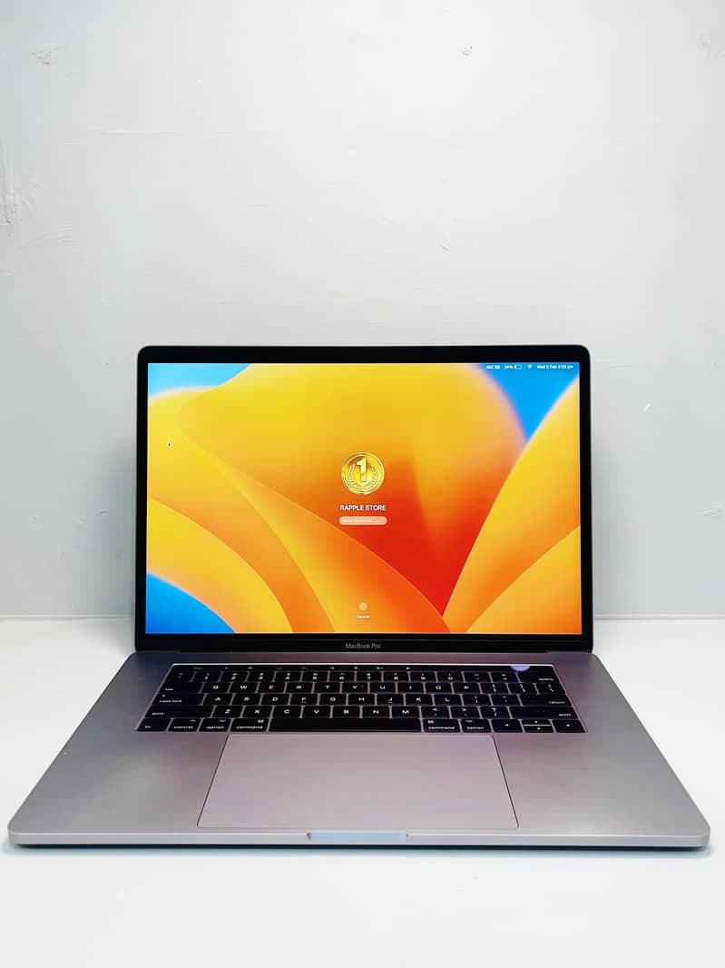 APPLE MACBOOK PRO 2017 WITH 1TB STORAGE 0