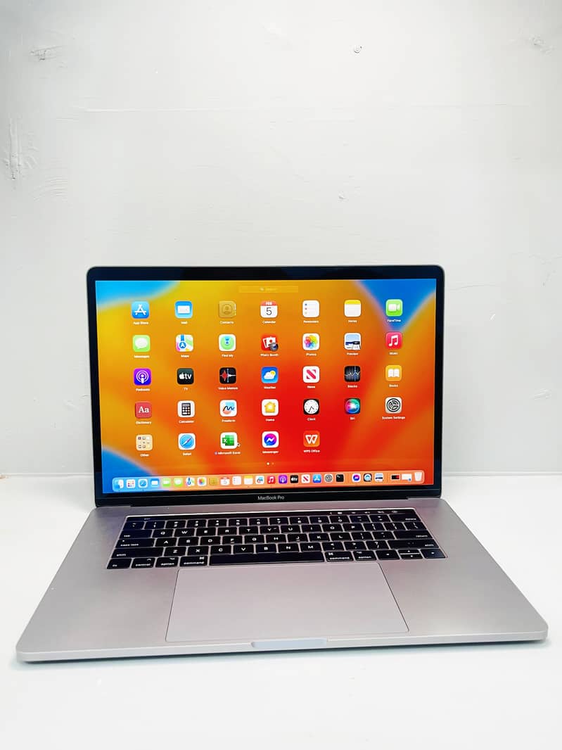 APPLE MACBOOK PRO 2017 WITH 1TB STORAGE 3