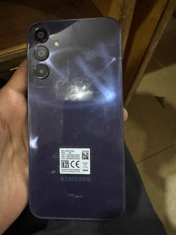 Samsung a15 8/256 with box charger 0
