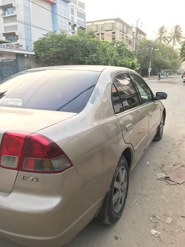 Honda Civic Prosmetic 2005 3