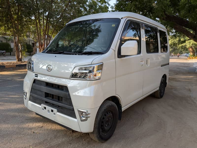 Daihatsu Hijet 2018 2